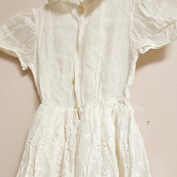 GIRLS 1950'S WHITE BAPTISM DRESS W/EMBRIODERED DETAIL - Picture 3 of 8